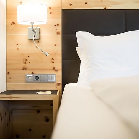Cappella Natura Vitalis Hotel ノイシュティフト・イム・シュトゥーバイタール エクステリア 写真