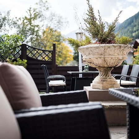 Cappella Natura Vitalis Hotel ノイシュティフト・イム・シュトゥーバイタール エクステリア 写真