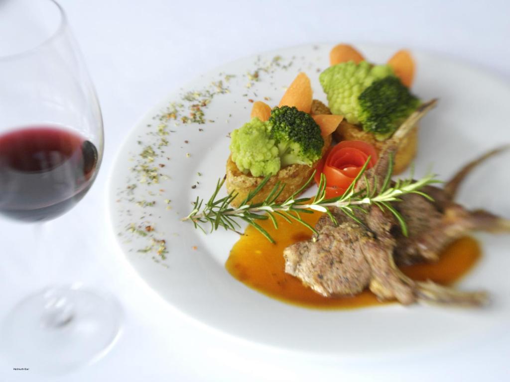 Cappella Natura Vitalis Hotel ノイシュティフト・イム・シュトゥーバイタール エクステリア 写真