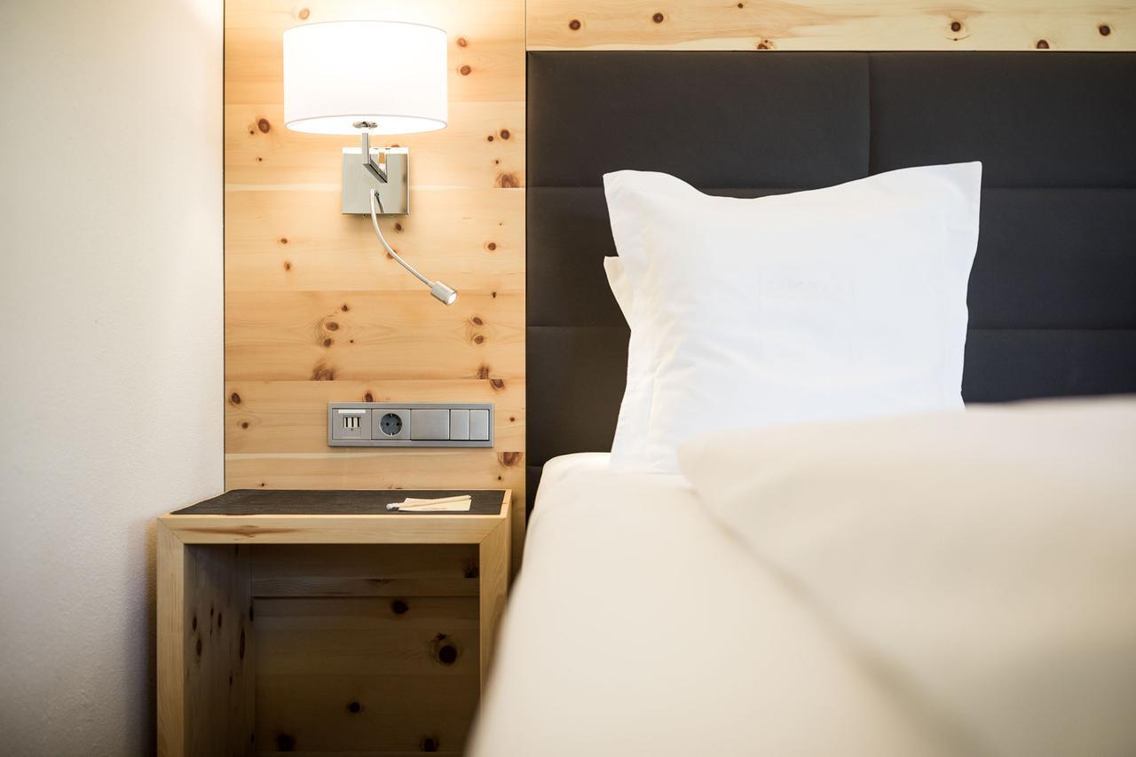 Cappella Natura Vitalis Hotel ノイシュティフト・イム・シュトゥーバイタール エクステリア 写真