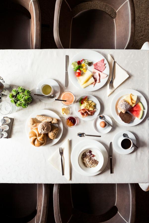 Cappella Natura Vitalis Hotel ノイシュティフト・イム・シュトゥーバイタール エクステリア 写真