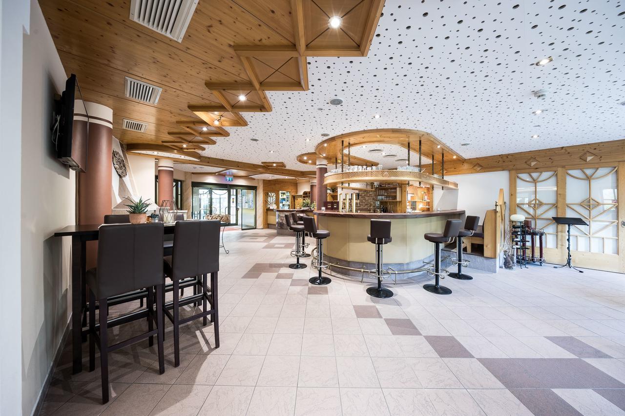 Cappella Natura Vitalis Hotel ノイシュティフト・イム・シュトゥーバイタール エクステリア 写真